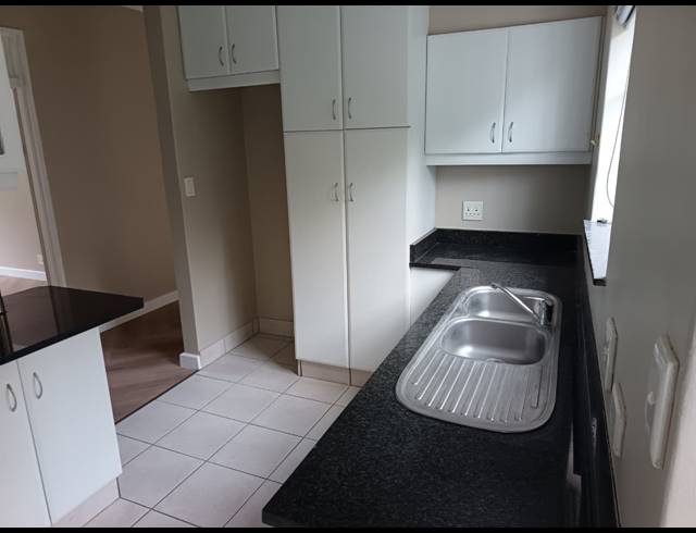 2 BEDROOM MAISONETTE TO LET IN ESSENWOOD